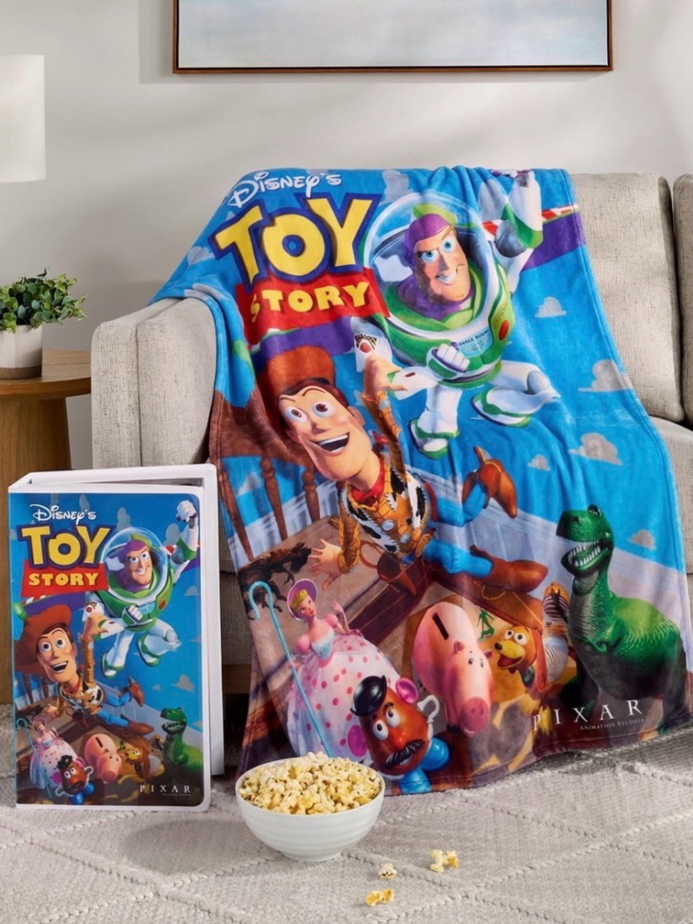 Disney Toy Story Plush Throw Silk Box Set VHS Style 50 x 70 inch